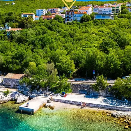 Beachfront 4 - Dramalj By Guide Apartment Crikvenica